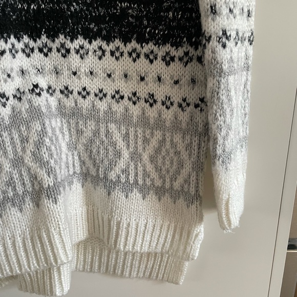 Merona Oversized Sweater - Picture 4 of 6